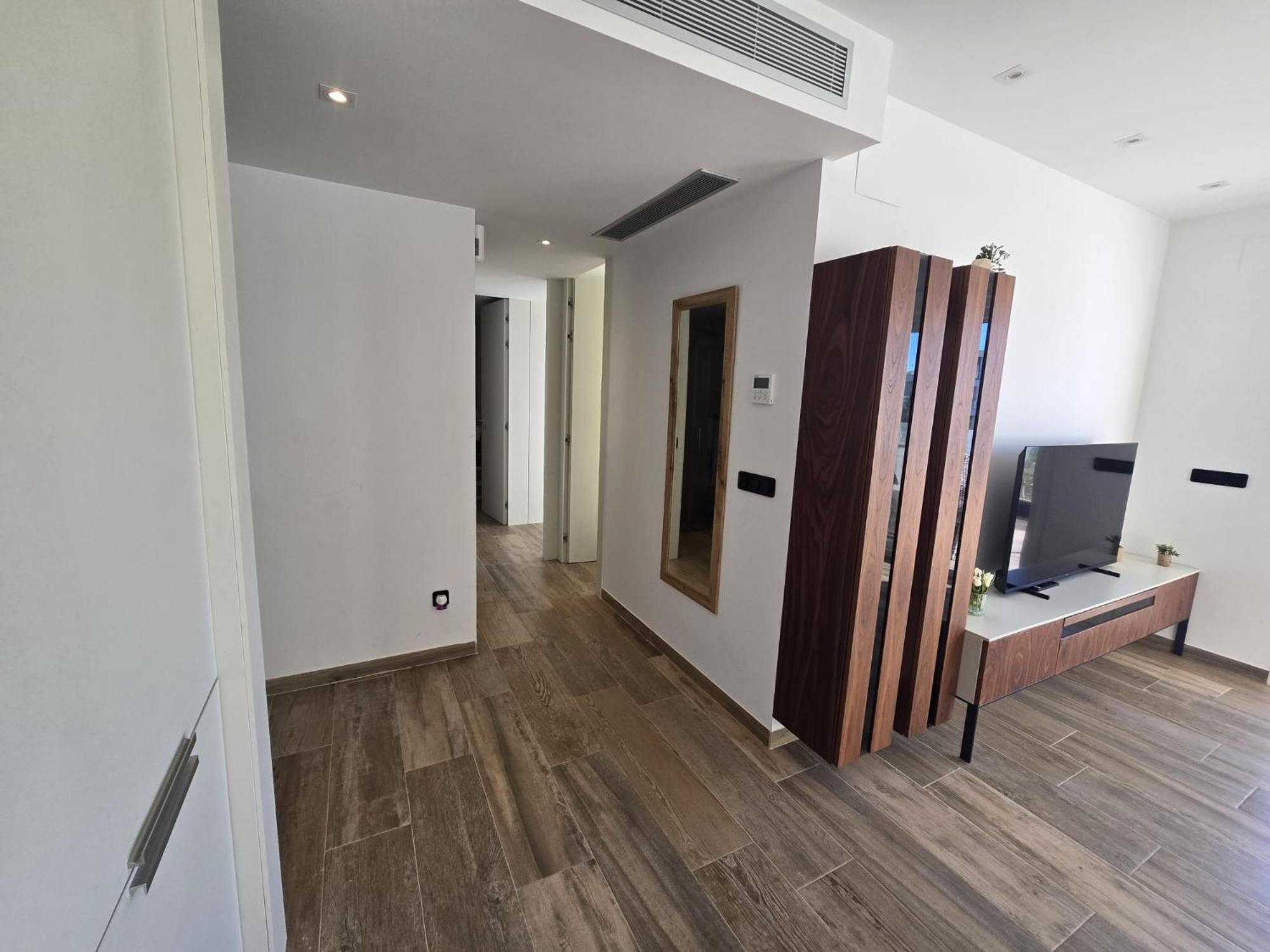 Nice 2 Bedroom Bali Apartment With Sea Views Torrevieja Kültér fotó
