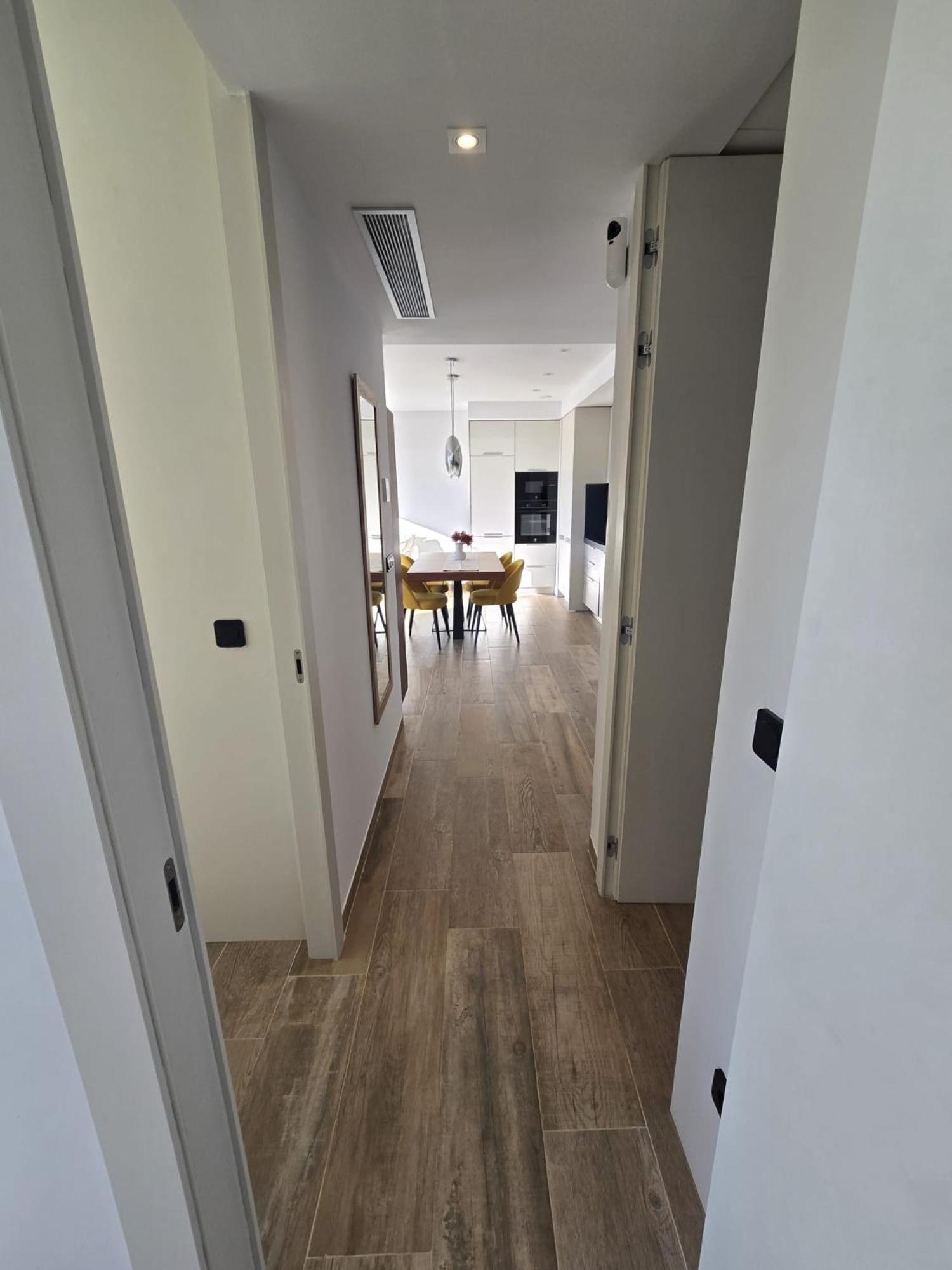 Nice 2 Bedroom Bali Apartment With Sea Views Torrevieja Kültér fotó